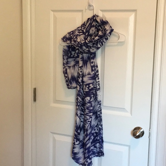 Scarf - Picture 2 of 2